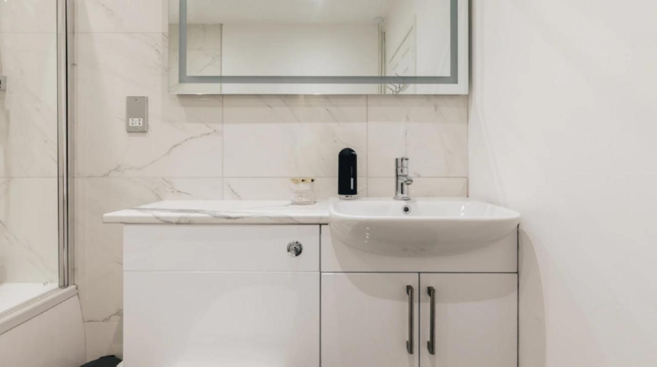 The Portland Apartment - Georgian Building With Parking Bath Dış mekan fotoğraf